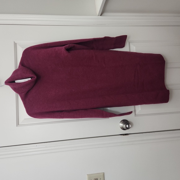 UNIQLO WOMEN 3D PREMIUM LAMBSWOOL TURTLENECK DRESS - Picture 6 of 7
